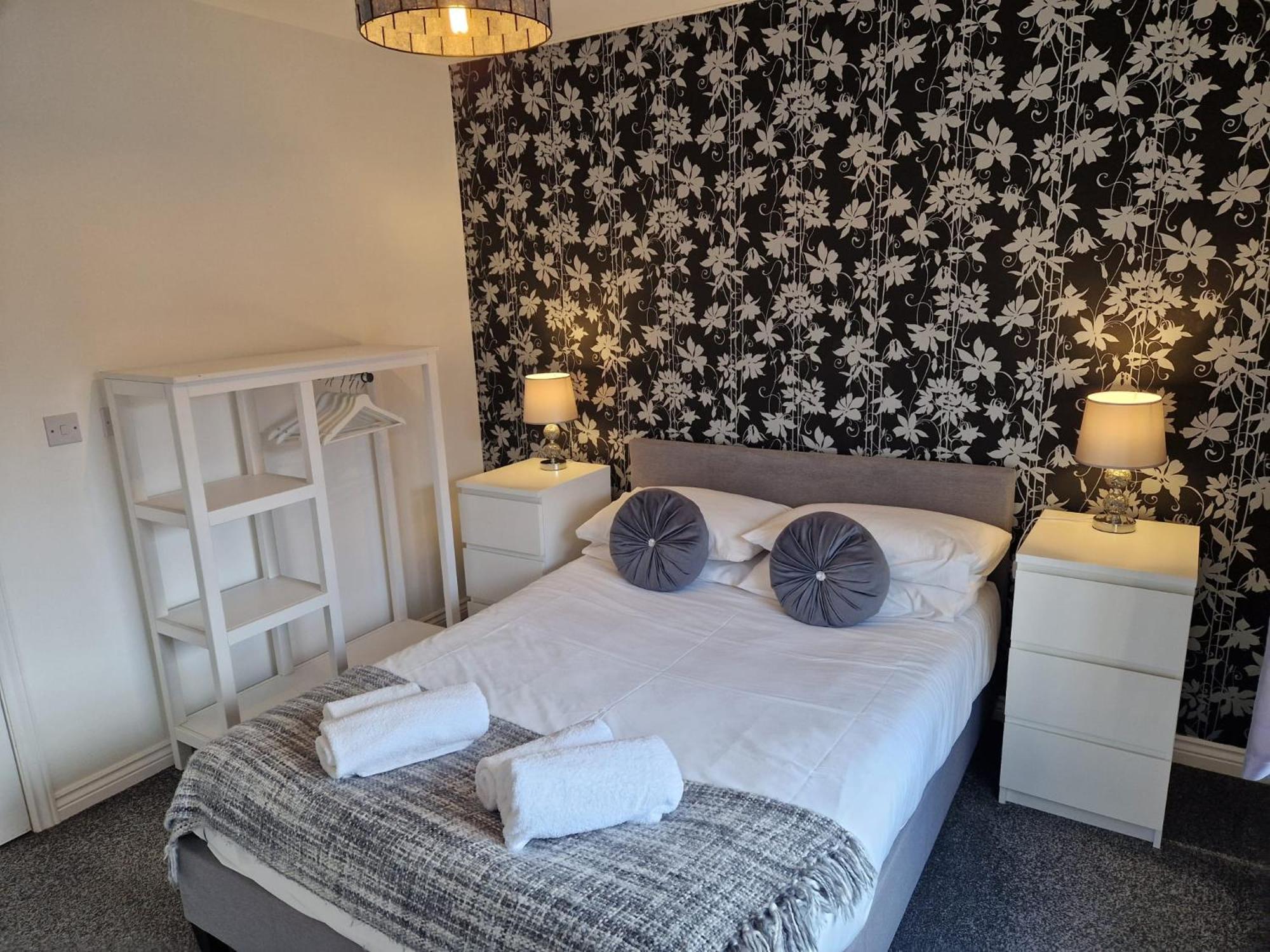 Hereford - Mayflower Coach House, Modern 2 Bedroom Property With Parking, Located South Of Hereford City, Suitable For Small Family, Couple Or Contractors - Sleeps Up To 5 Guests - Hosted By Rentmyhouse Екстер'єр фото